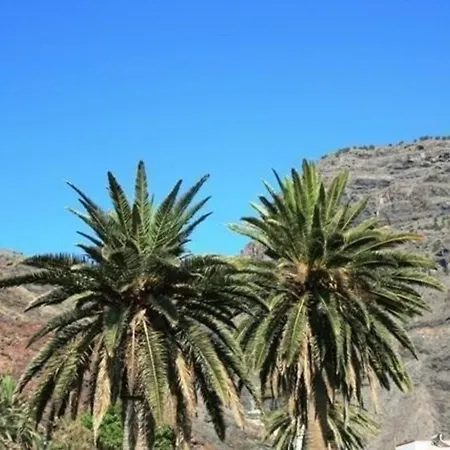 In Playa De La Calera Mit Privatem Parkplatz
