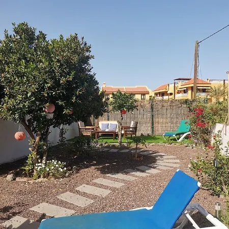 In Playa De La Calera Mit Privatem Parkplatz